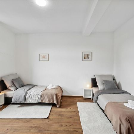Wupper Home Ii, Top Lage Ideal Fuer Geschaeftsleute, Monteure, Familien, 3 Zimmer, Flachbild-Tv Wuppertal Exteriör bild